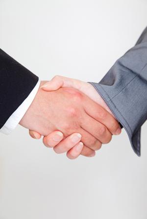 就業規則作成は社労士にお願いしよう